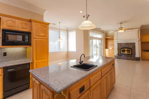 3010 Misty Glen Dr, Redding, CA 96001 photo 13