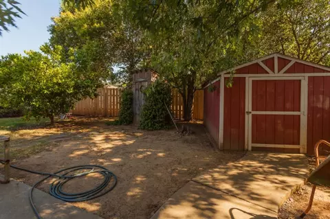 2203 Hawn Ave, Redding, CA 96002 photo 10