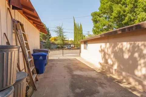2203 Hawn Ave, Redding, CA 96002 photo 9