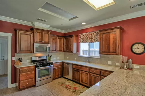 601 Rogue River Way, Redding, CA 96003 photo 12