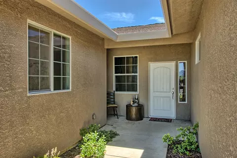 601 Rogue River Way, Redding, CA 96003 photo 3