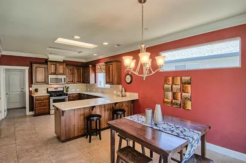 601 Rogue River Way, Redding, CA 96003 photo 9