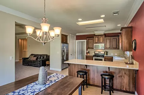 601 Rogue River Way, Redding, CA 96003 photo 10