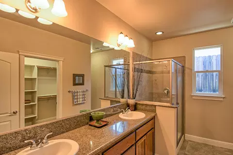 601 Rogue River Way, Redding, CA 96003 photo 16
