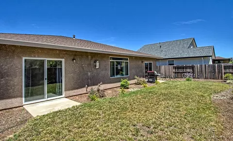 601 Rogue River Way, Redding, CA 96003 photo 30