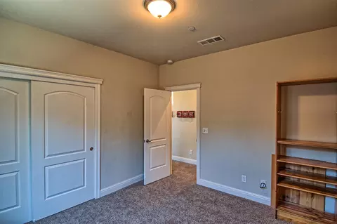 601 Rogue River Way, Redding, CA 96003 photo 23