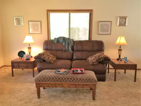 867 Monarch, Redding, CA 96003 photo 9