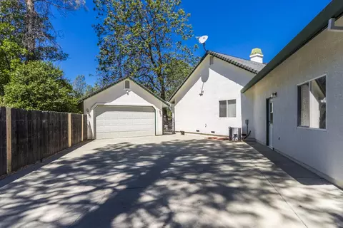 10050 Tilton Mine Rd, Redding, CA 96001 photo 32