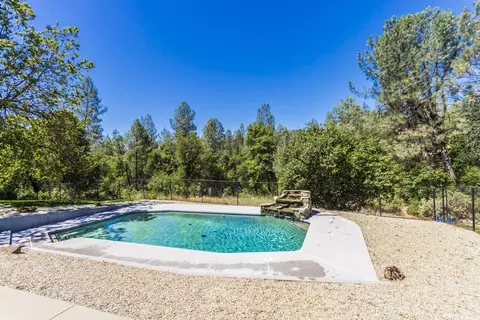10050 Tilton Mine Rd, Redding, CA 96001 photo 27