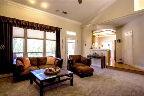 10050 Tilton Mine Rd, Redding, CA 96001 photo 3