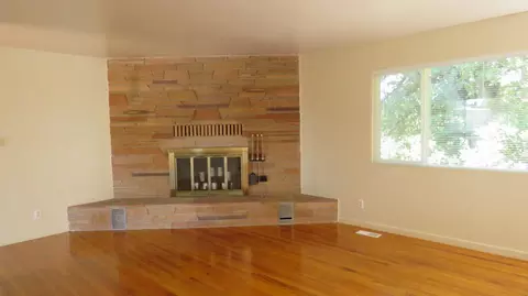 1608 Ridge Dr, Redding, CA 96001 photo 4