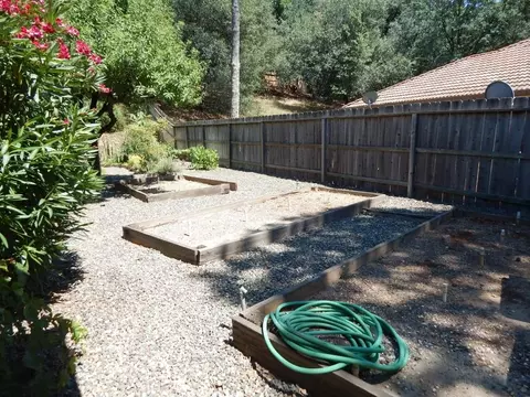 3653 Canterbury Dr, Redding, CA 96002 photo 28