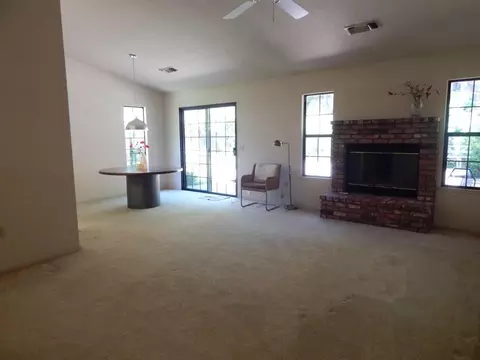 3653 Canterbury Dr, Redding, CA 96002 photo 11