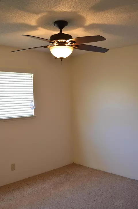 3577 Orion Way, Redding, CA 96002 photo 8