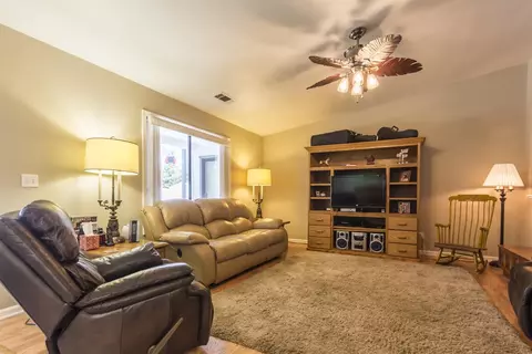 3391 Capricorn Way, Redding, CA 96002 photo 4