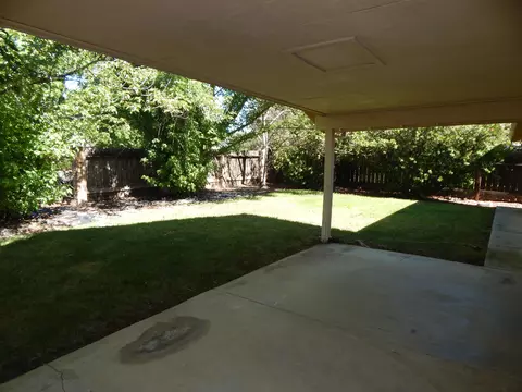 1570 Marigold Way, Redding, CA 96003 photo 34