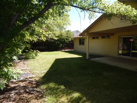 1570 Marigold Way, Redding, CA 96003 photo 37