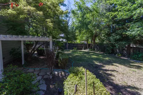 3787 Greenhaven Ln, Redding, CA 96001 photo 31