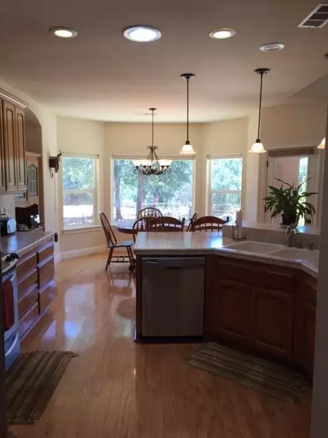 19393 Cool Breeze Way, Redding, CA 96003 photo 14