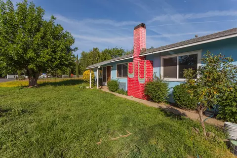 5352 Balls Ferry Rd, Anderson, CA 96007 photo 3