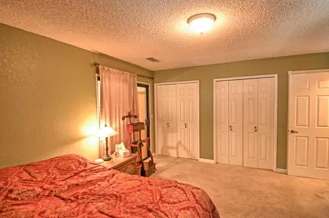 1033 Woodside Meadows Dr, Redding, CA 96002 photo 12