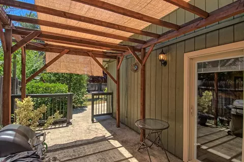 1033 Woodside Meadows Dr, Redding, CA 96002 photo 22