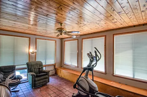 1033 Woodside Meadows Dr, Redding, CA 96002 photo 17