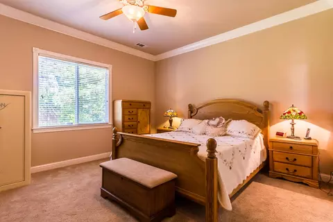3184 Agassi Ln, Redding, CA 96002 photo 16