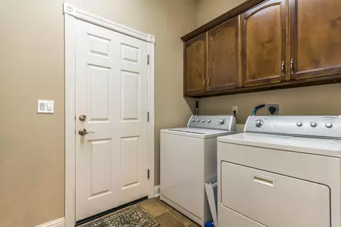 3184 Agassi Ln, Redding, CA 96002 photo 27