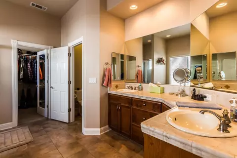 3184 Agassi Ln, Redding, CA 96002 photo 21