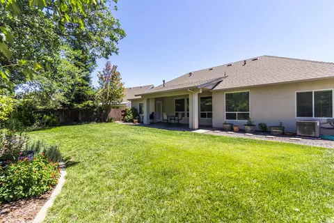 3184 Agassi Ln, Redding, CA 96002 photo 30
