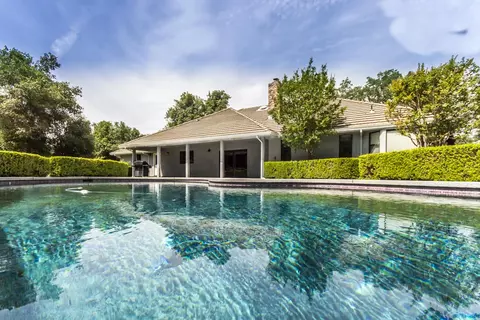 13300 Tierra Oaks Dr, Redding, CA 96003 photo 1