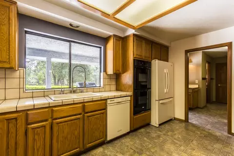 13300 Tierra Oaks Dr, Redding, CA 96003 photo 10