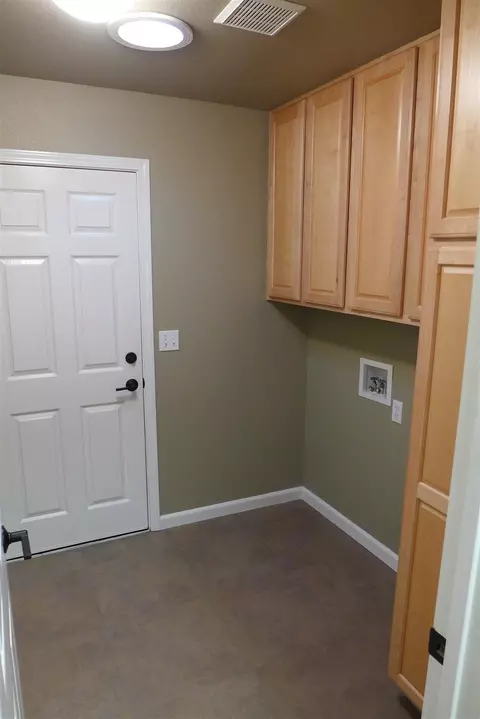 2389 Windwood Ct, Redding, CA 96002 photo 16