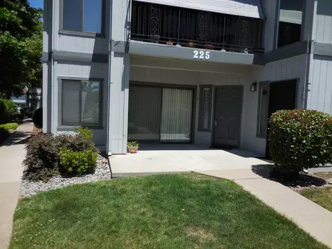 225 Ridgetop Dr # 117, Redding, CA 96003 photo 1