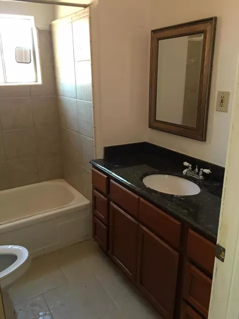 5702 Mountain View Dr, Redding, CA 96003 photo 10
