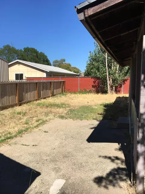 5702 Mountain View Dr, Redding, CA 96003 photo 14