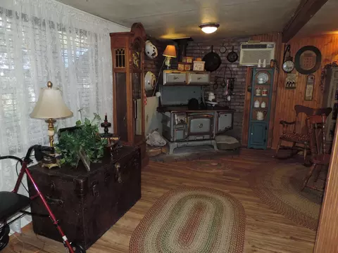 21694 Oregon St, Burney, CA 96013 photo 4