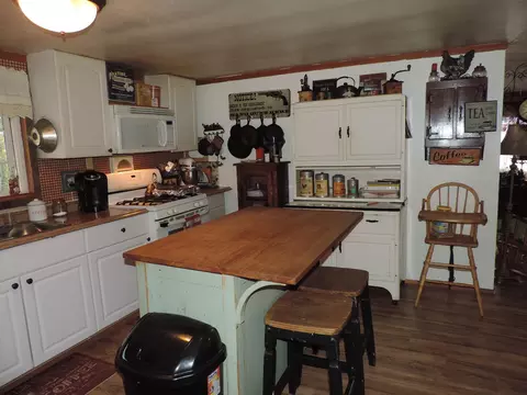 21694 Oregon St, Burney, CA 96013 photo 7