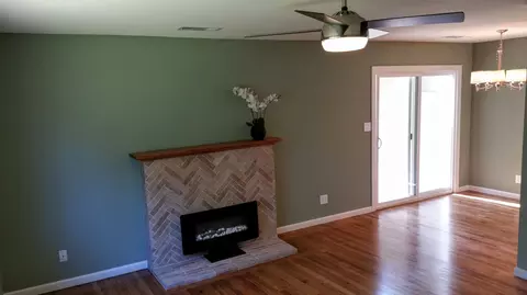 1256 Riviera Dr, Redding, CA 96001 photo 10