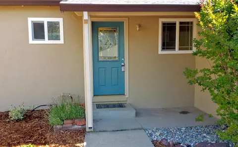 1256 Riviera Dr, Redding, CA 96001 photo 5