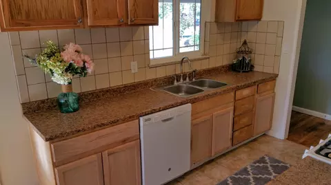 1256 Riviera Dr, Redding, CA 96001 photo 22