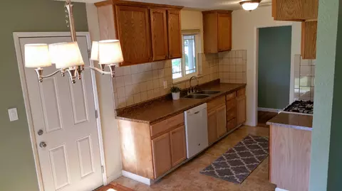 1256 Riviera Dr, Redding, CA 96001 photo 7
