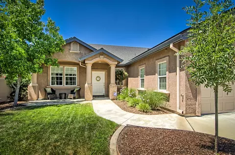 2166 Cadjew St, Redding, CA 96003 photo 3