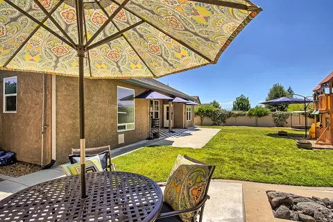 2166 Cadjew St, Redding, CA 96003 photo 38