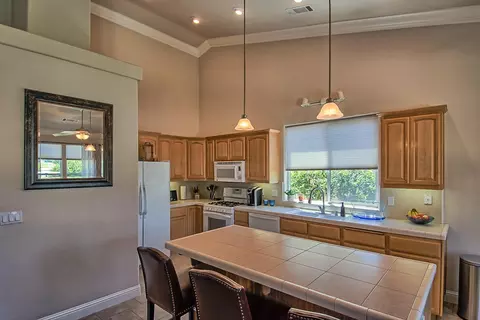 2166 Cadjew St, Redding, CA 96003 photo 9