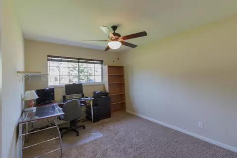 1081 Denton Way, Redding, CA 96002 photo 12