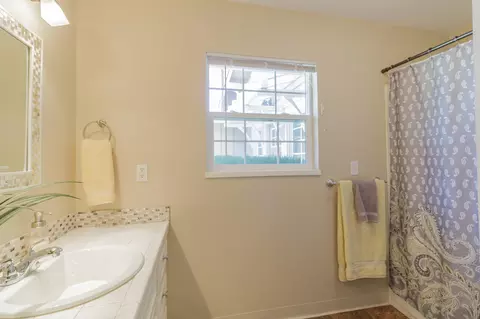 1081 Denton Way, Redding, CA 96002 photo 11