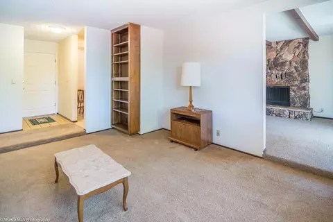 4070 Meander Dr, Redding, CA 96001 photo 3