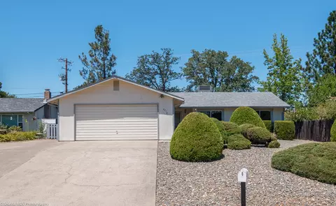 4070 Meander Dr, Redding, CA 96001 photo 1